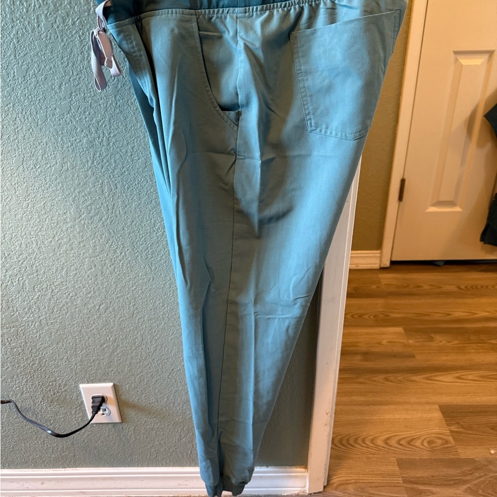 Figs Women’s Joggers blue/green